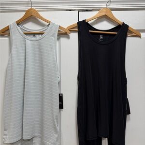 GAP Black and Light Gray Tank Tops size S women GapFit Breathe 2 pc new women
